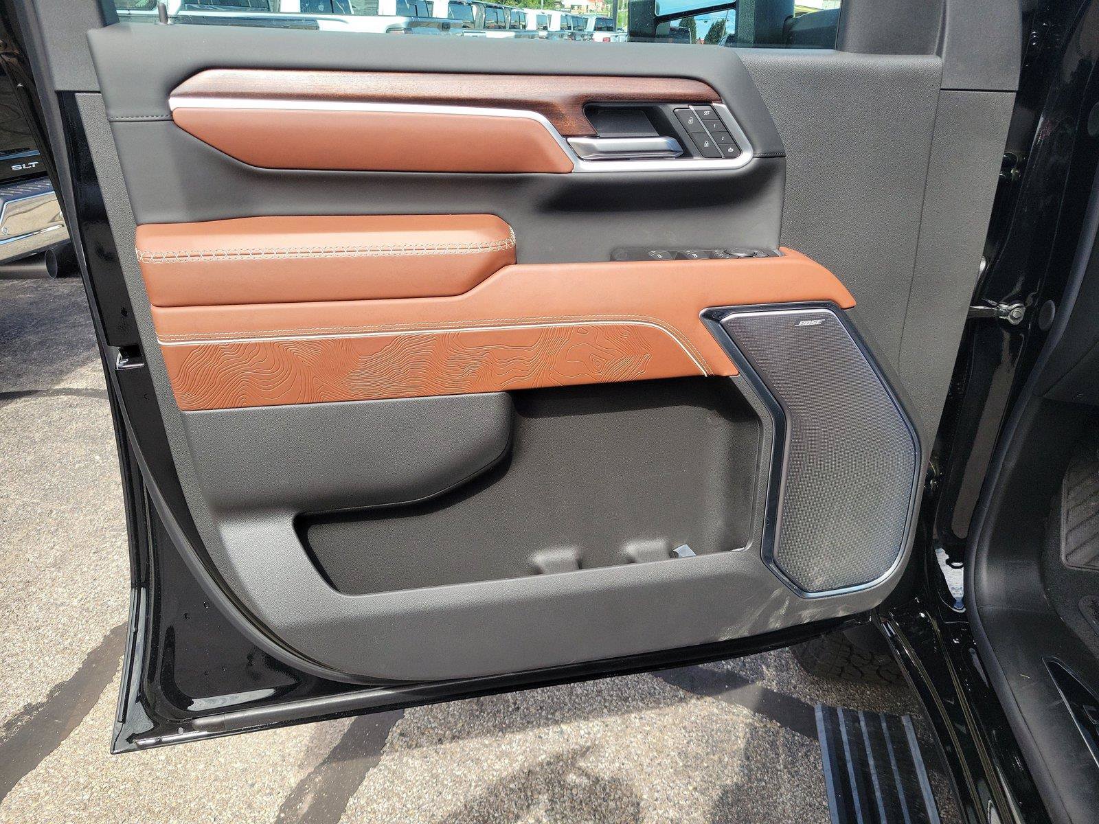 New 2026 GMC Sierra 2500 Denali Ultimate AWD/4WD image 18