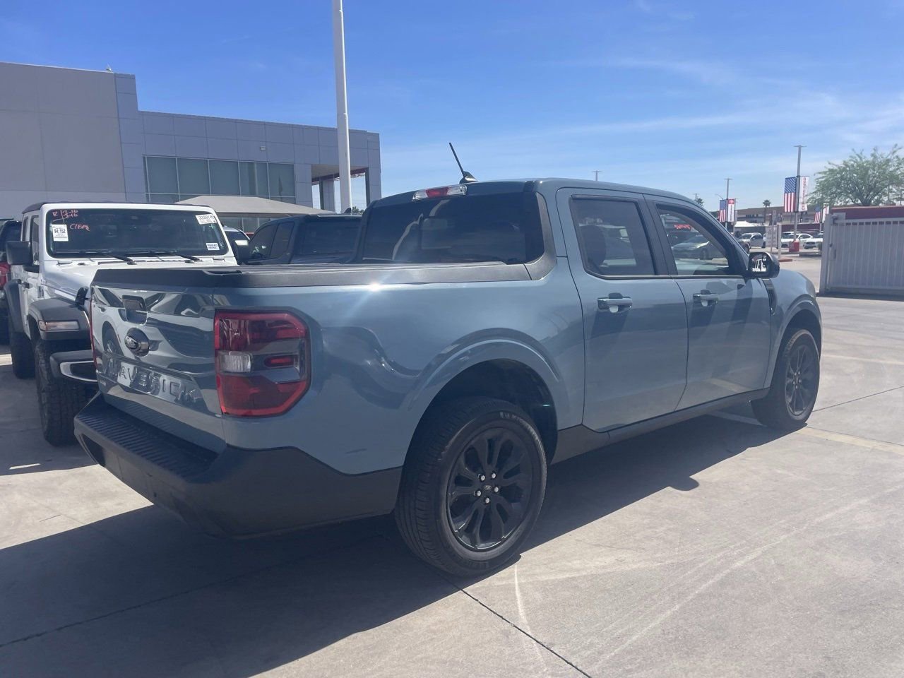 Used 2023 Ford Maverick Lariat w/ Black Appearance Package image 2