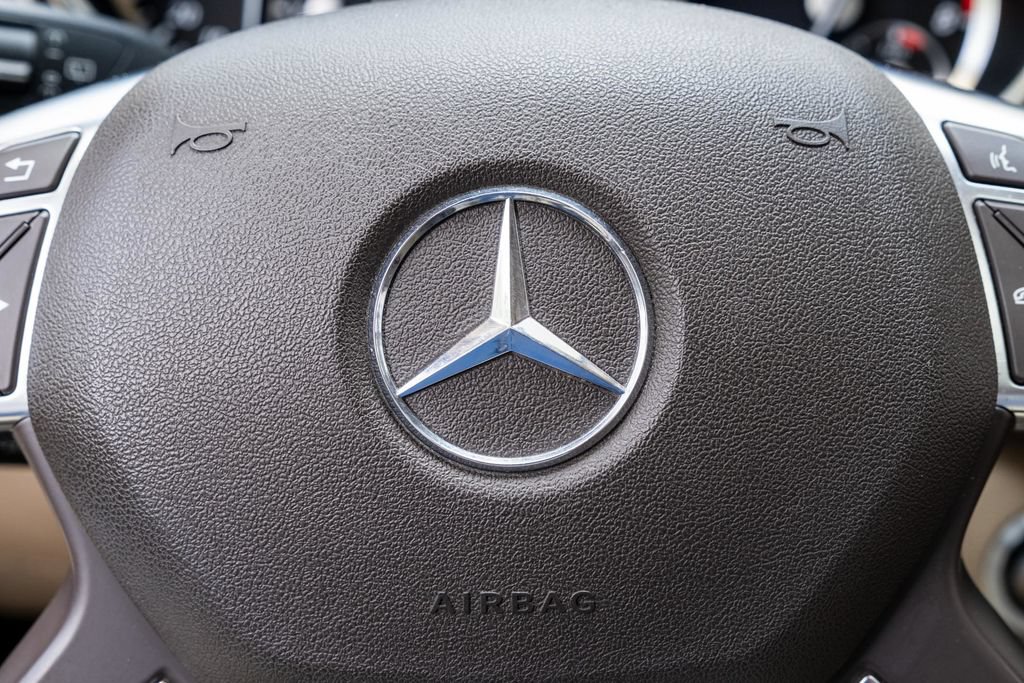 Used 2015 Mercedes-Benz ML 350 4MATIC w/ Premium 1 Package image 25