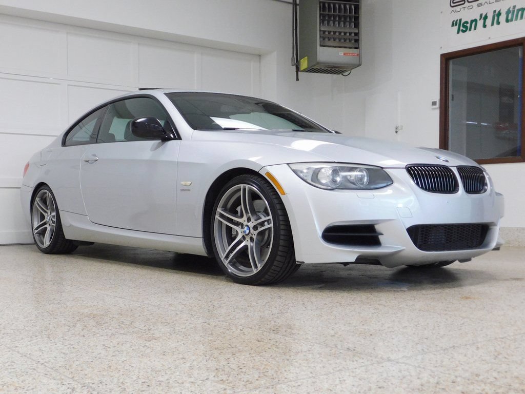 Used 2011 BMW 335is Coupe RWD image 3
