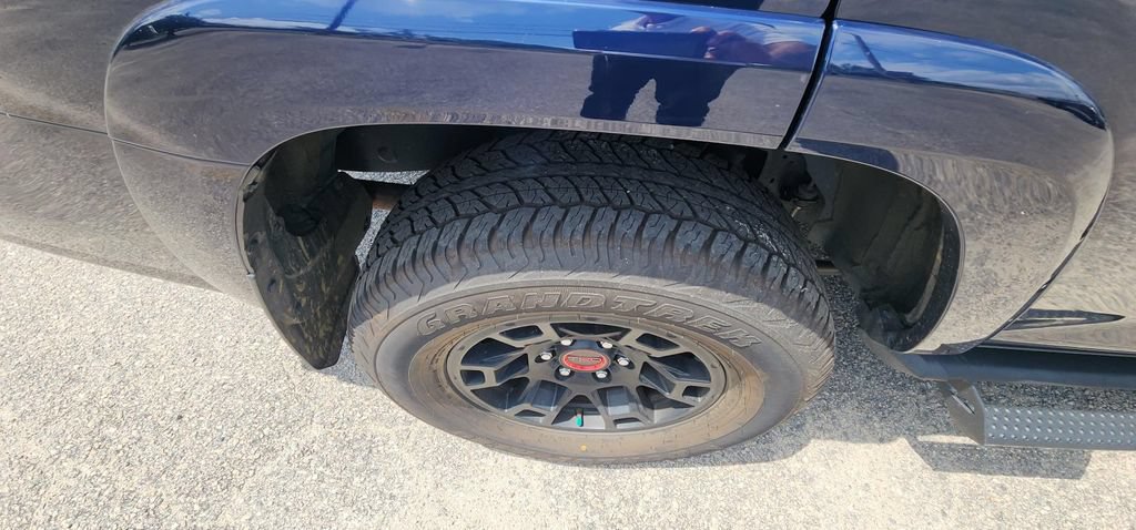 Used 2023 Toyota 4Runner TRD Off-Road Premium w/ Off Road Premium Plus Package AWD/4WD image 15