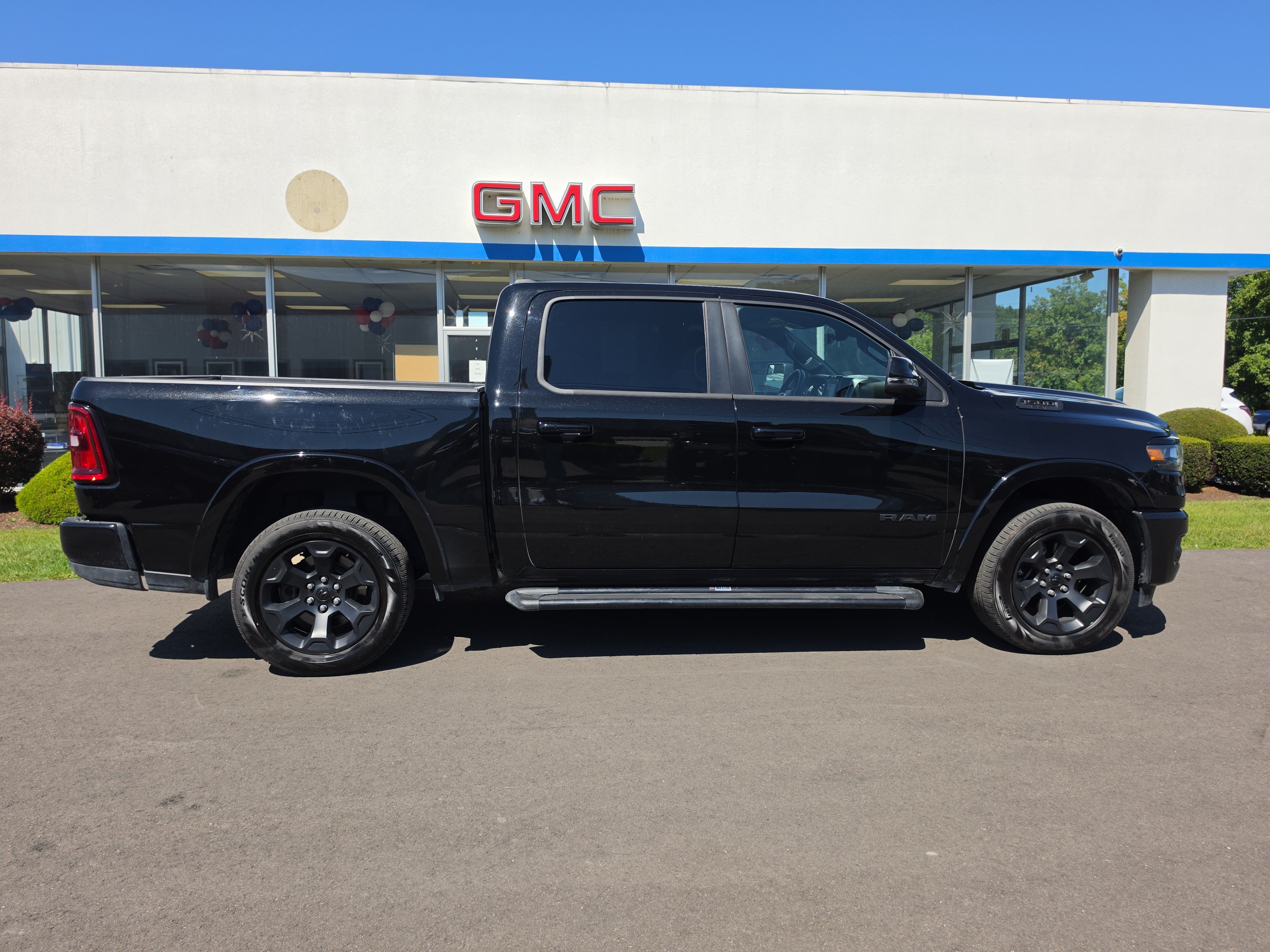 Used 2025 RAM 1500 Big Horn AWD/4WD image 2