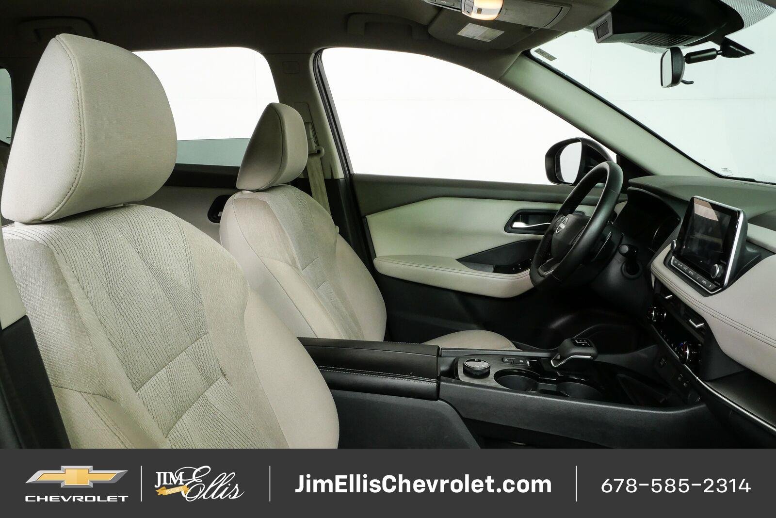 Used 2025 Nissan Rogue SV AWD/4WD image 21