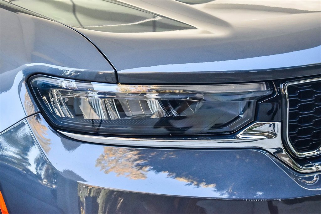 Used 2022 Jeep Grand Cherokee Limited 4xe image 8