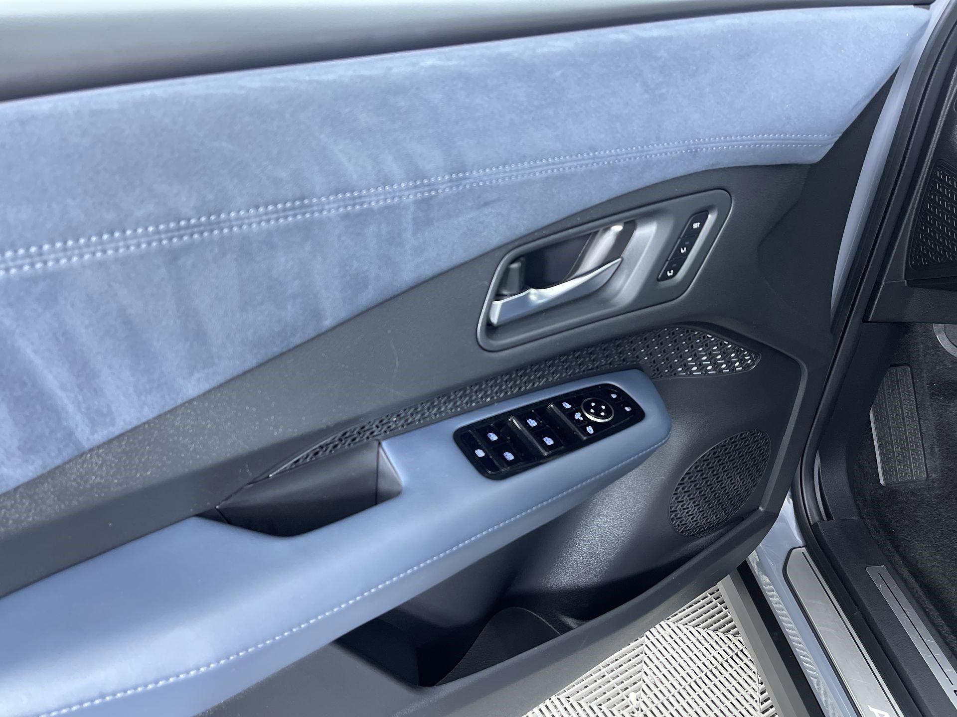 Certified 2023 Nissan Ariya image 14