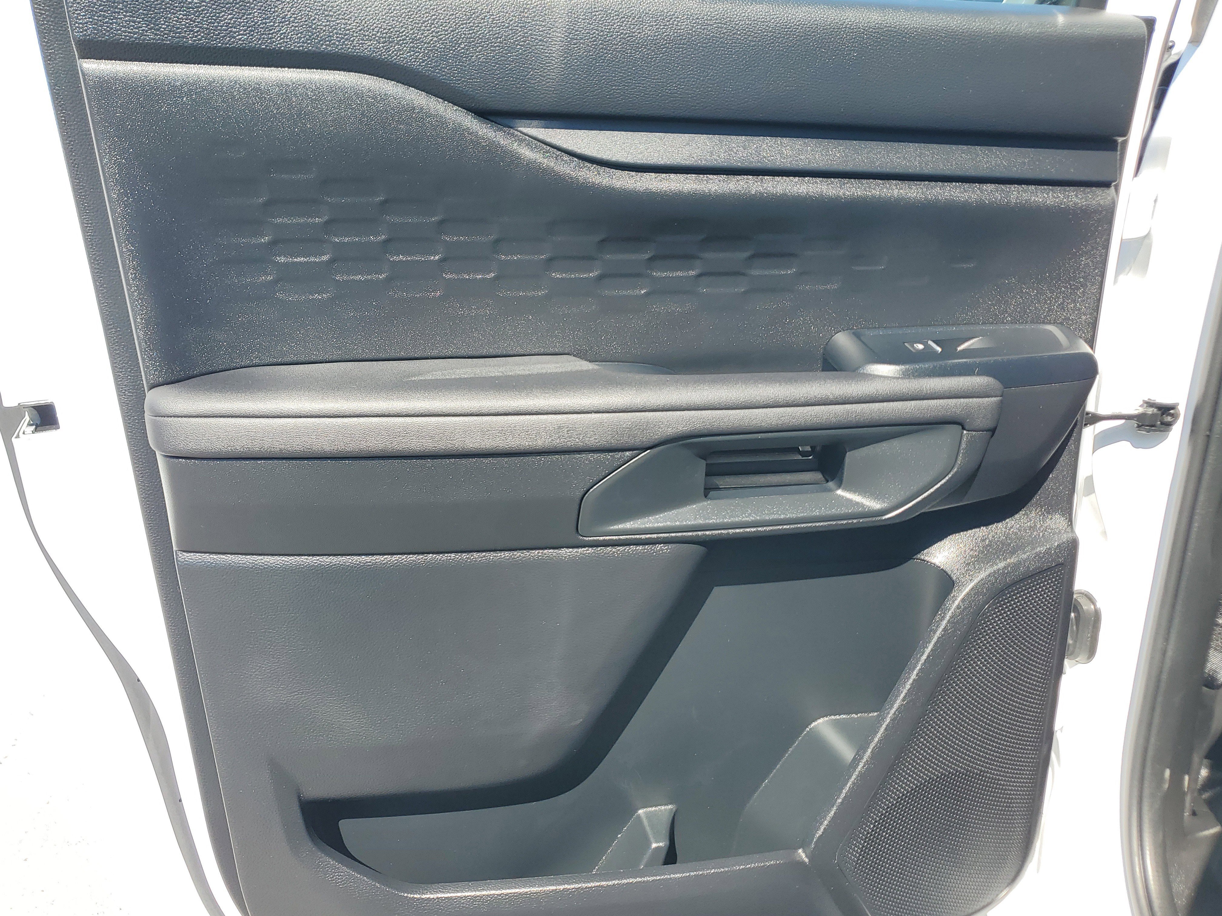 Used 2025 Ford Ranger XL image 27