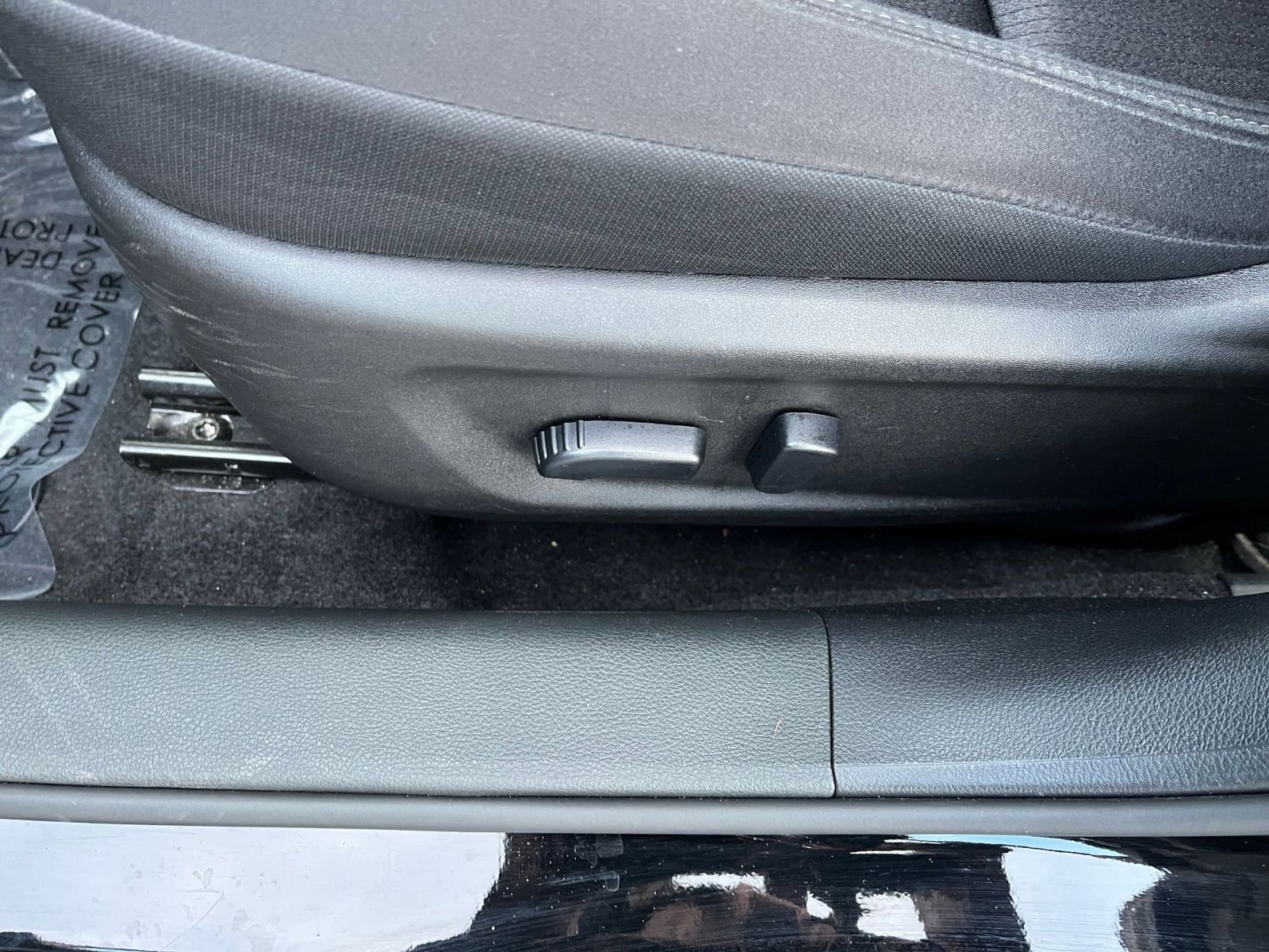 Used 2025 Nissan Altima 2.5 SV image 23