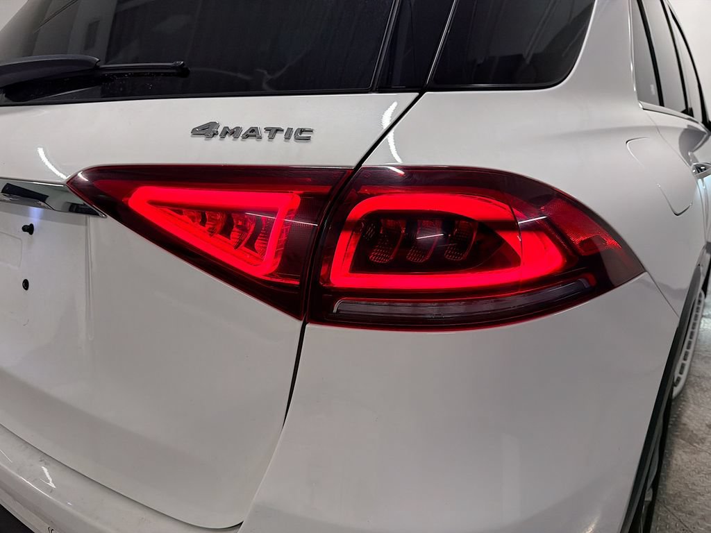 Certified 2020 Mercedes-Benz GLE 450 4MATIC w/ Premium Package image 34