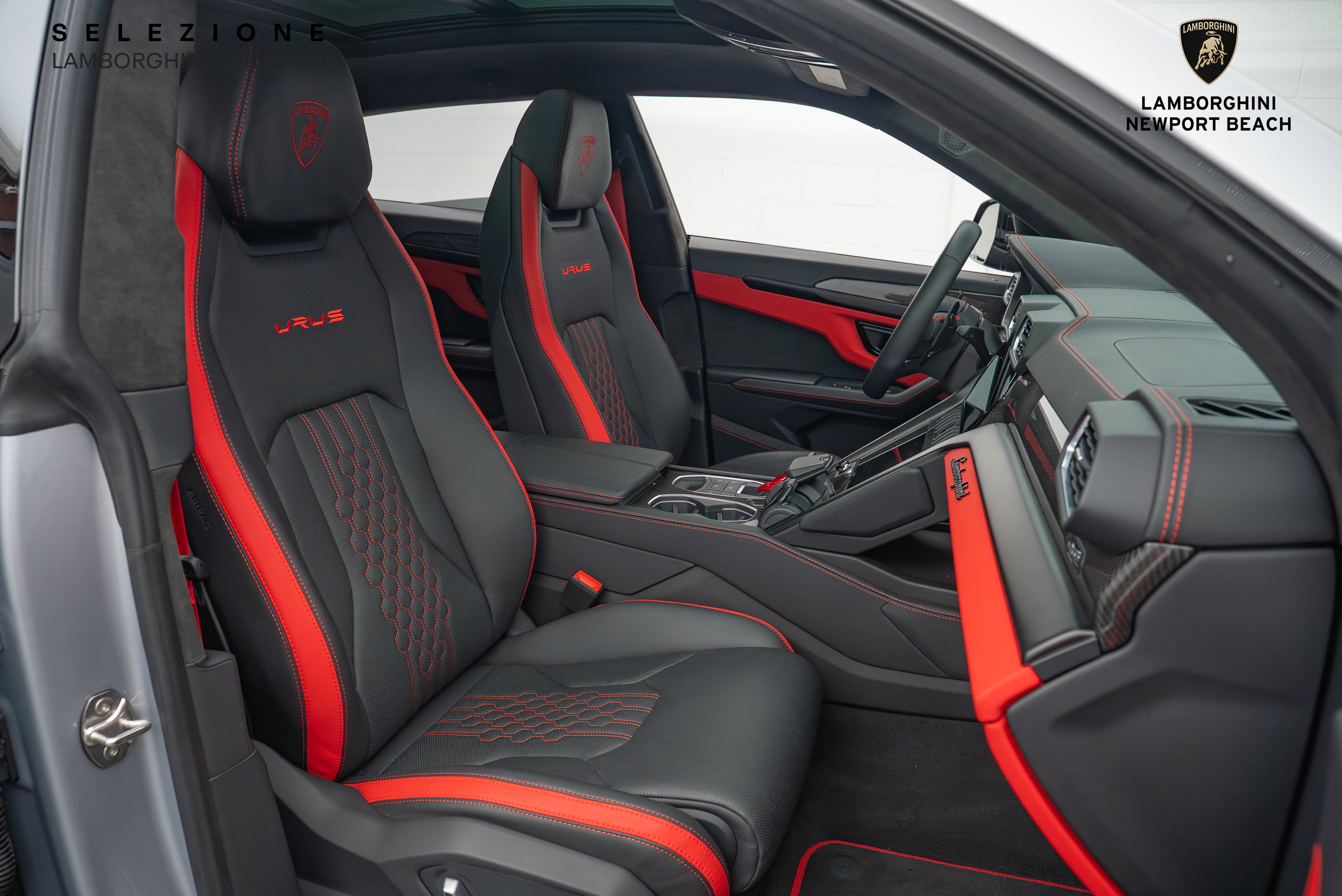 Used 2024 Lamborghini Urus S image 23