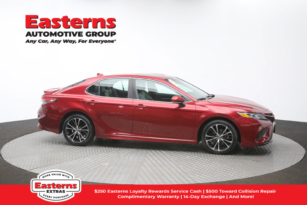 Used 2018 Toyota Camry SE w/ Audio Package FWD image 48