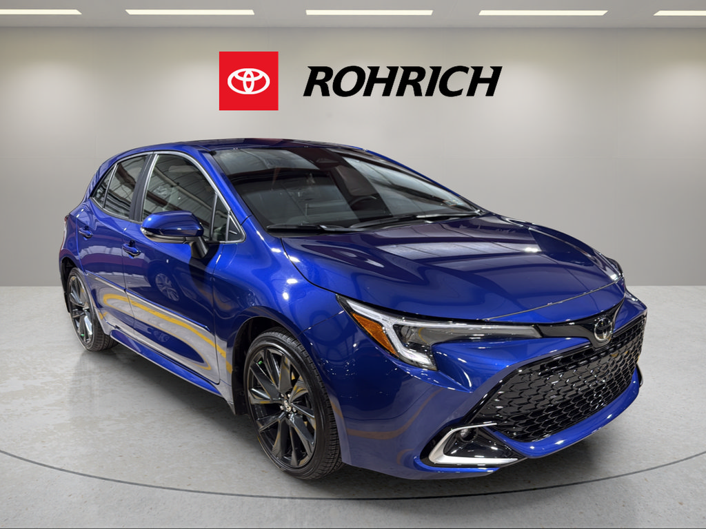 Certified 2025 Toyota Corolla XSE FWD image 4