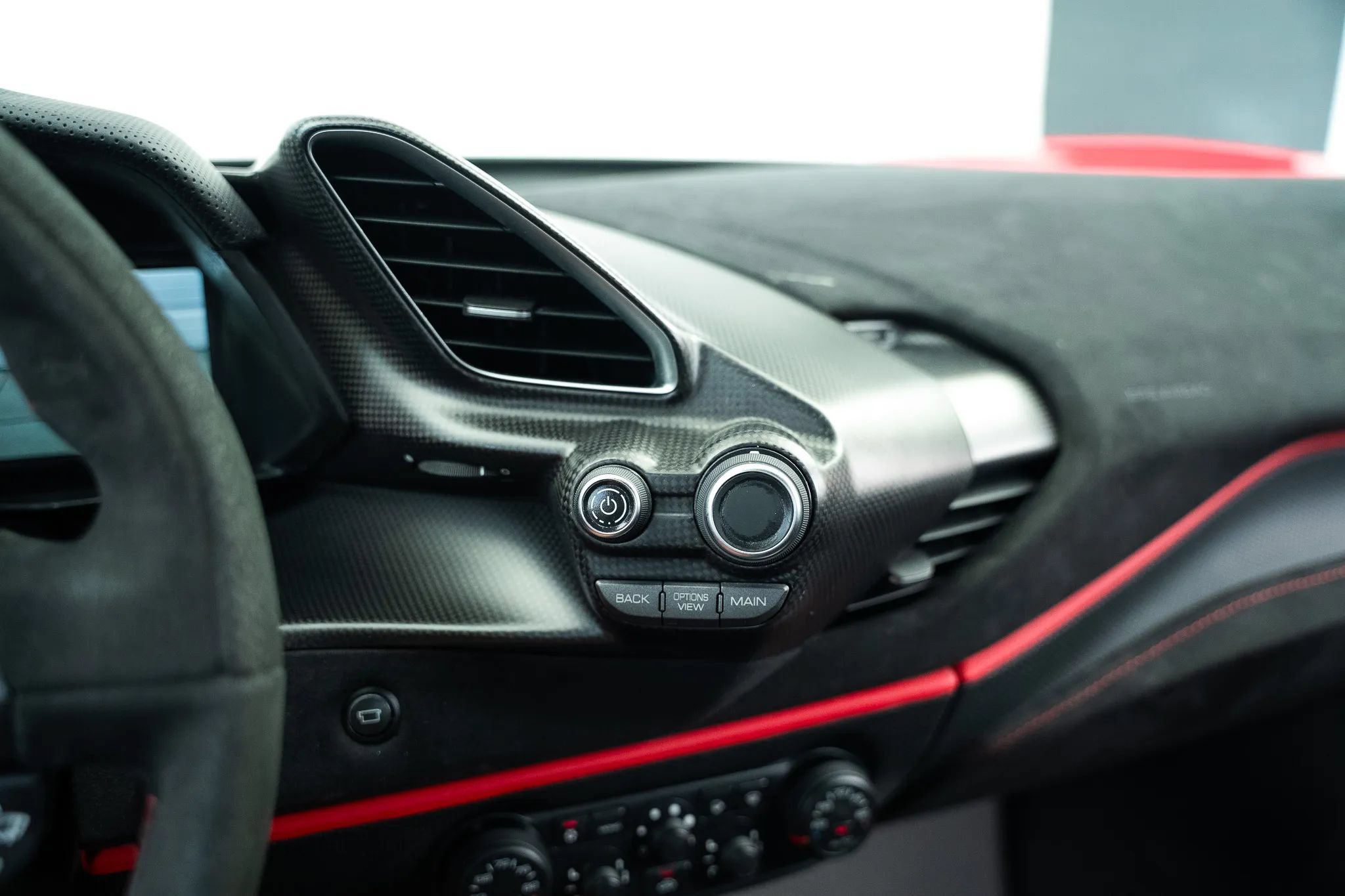 Used 2020 Ferrari 488 Pista Coupe RWD image 30