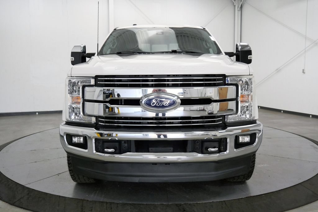 Used 2017 Ford F250 Lariat w/ Lariat Ultimate Package AWD/4WD image 2
