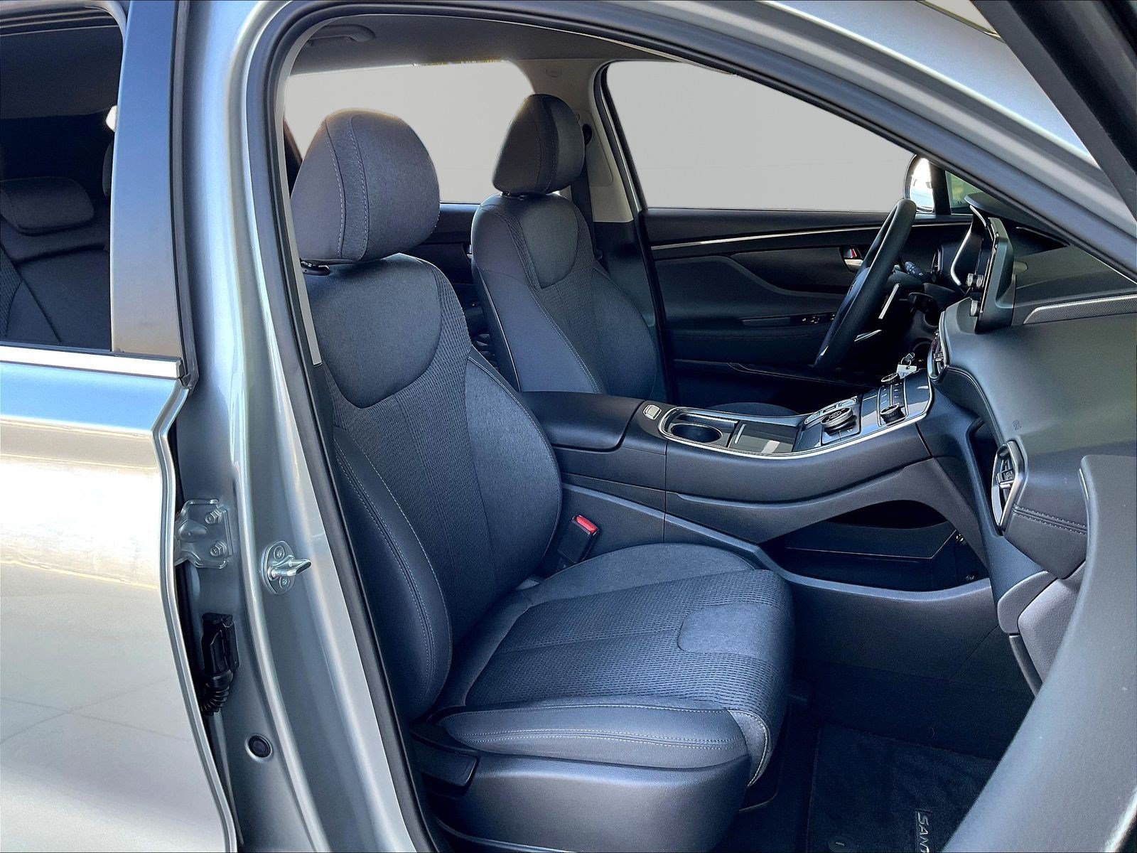 Used 2023 Hyundai Santa Fe SE AWD/4WD image 28