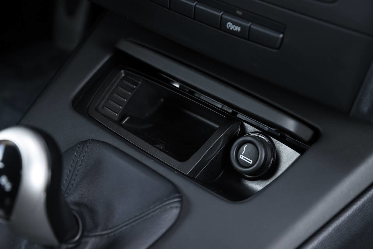 Used 2011 BMW M3 Sedan image 76