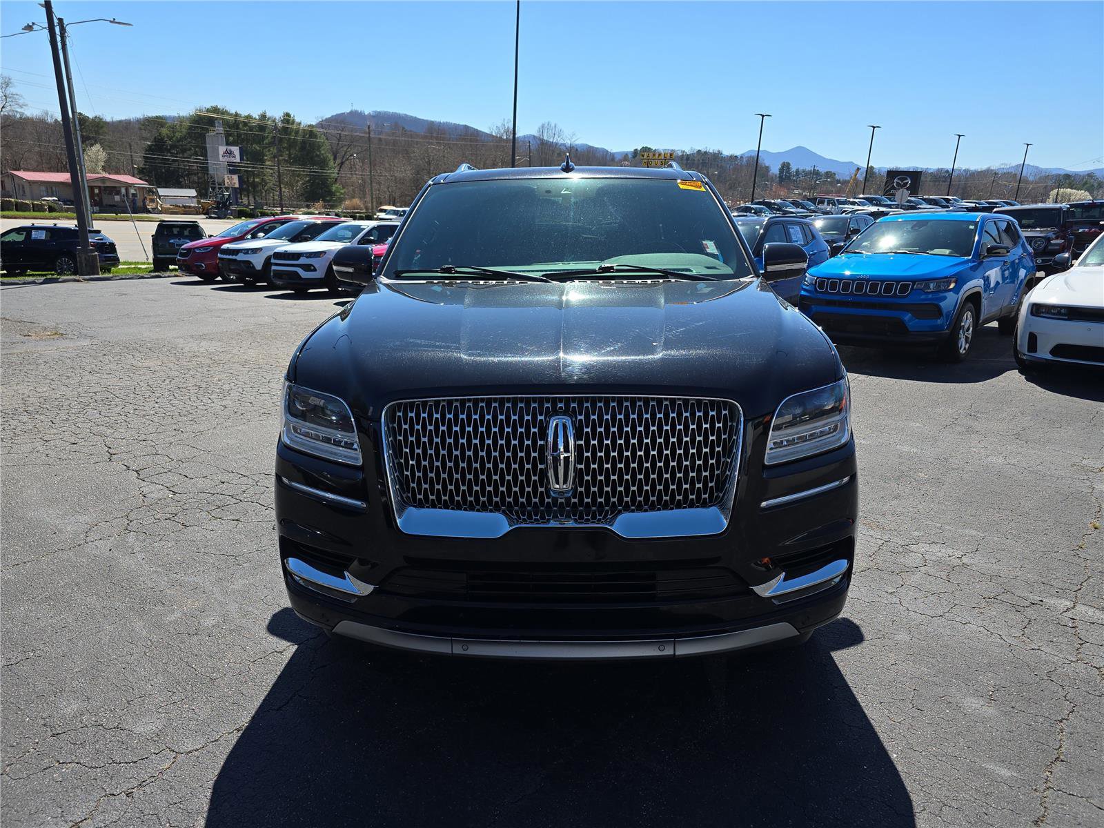 Used 2021 Lincoln Navigator L Reserve image 9