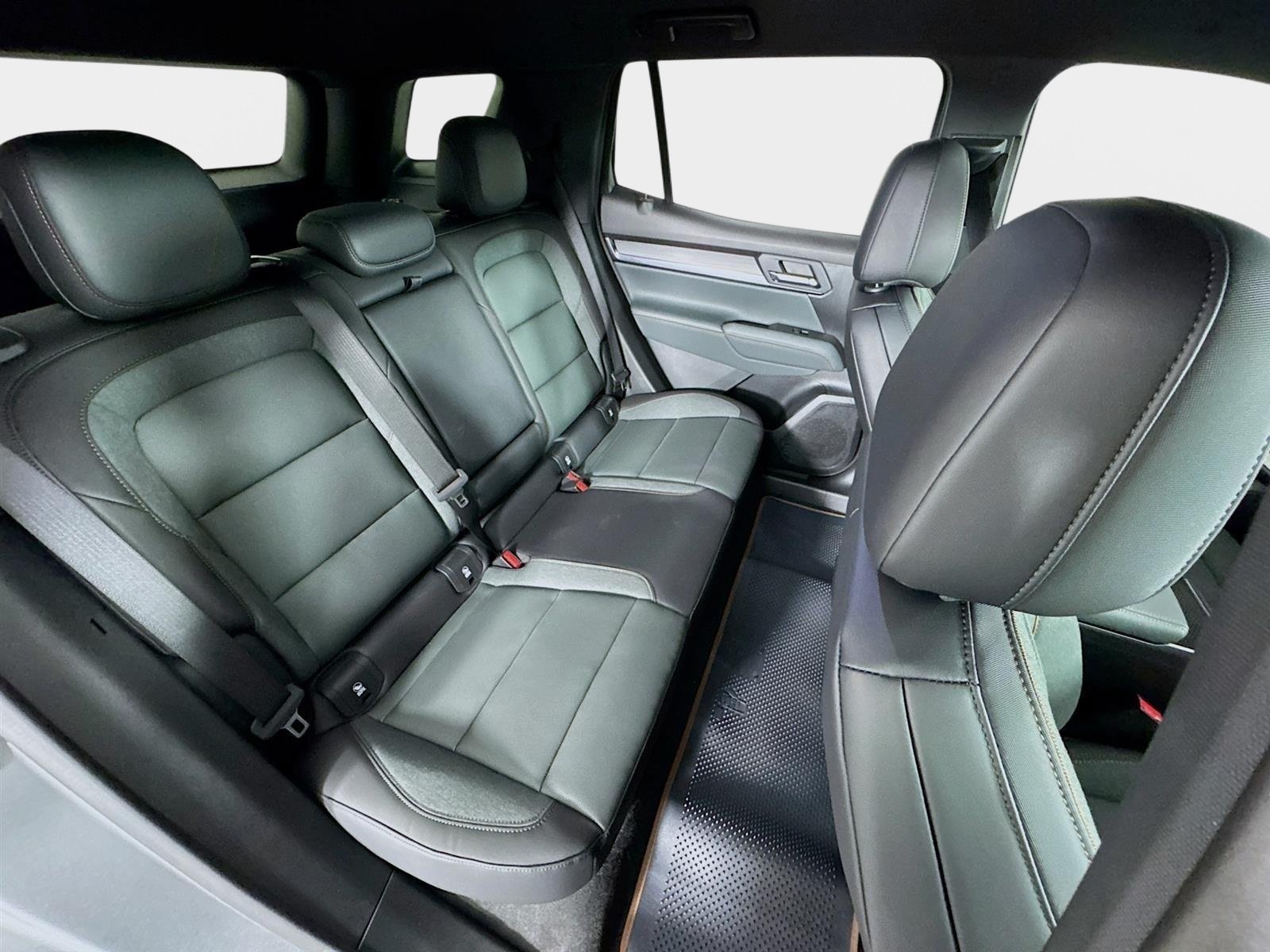 New 2026 GMC Terrain AT4 w/ Convenience Package III AWD/4WD image 27