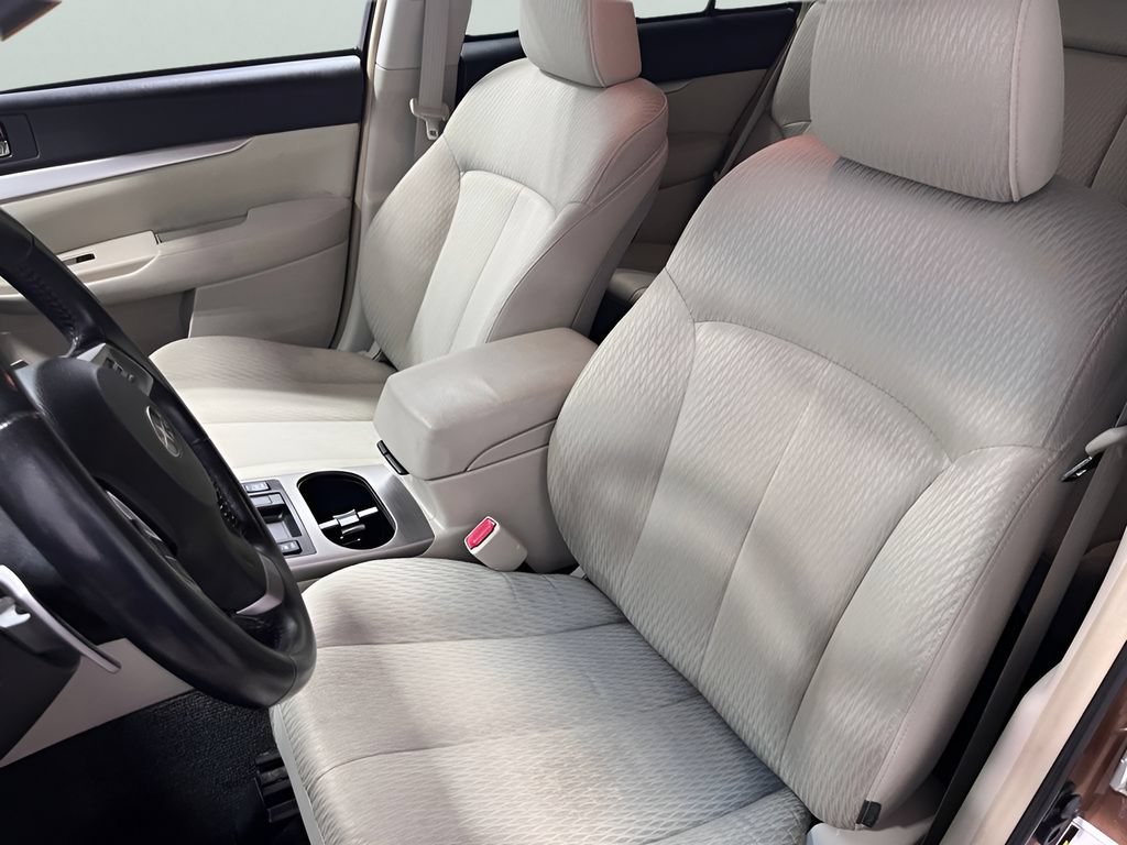 Used 2012 Subaru Outback 2.5i Premium w/ All-Weather Pkg AWD/4WD image 11