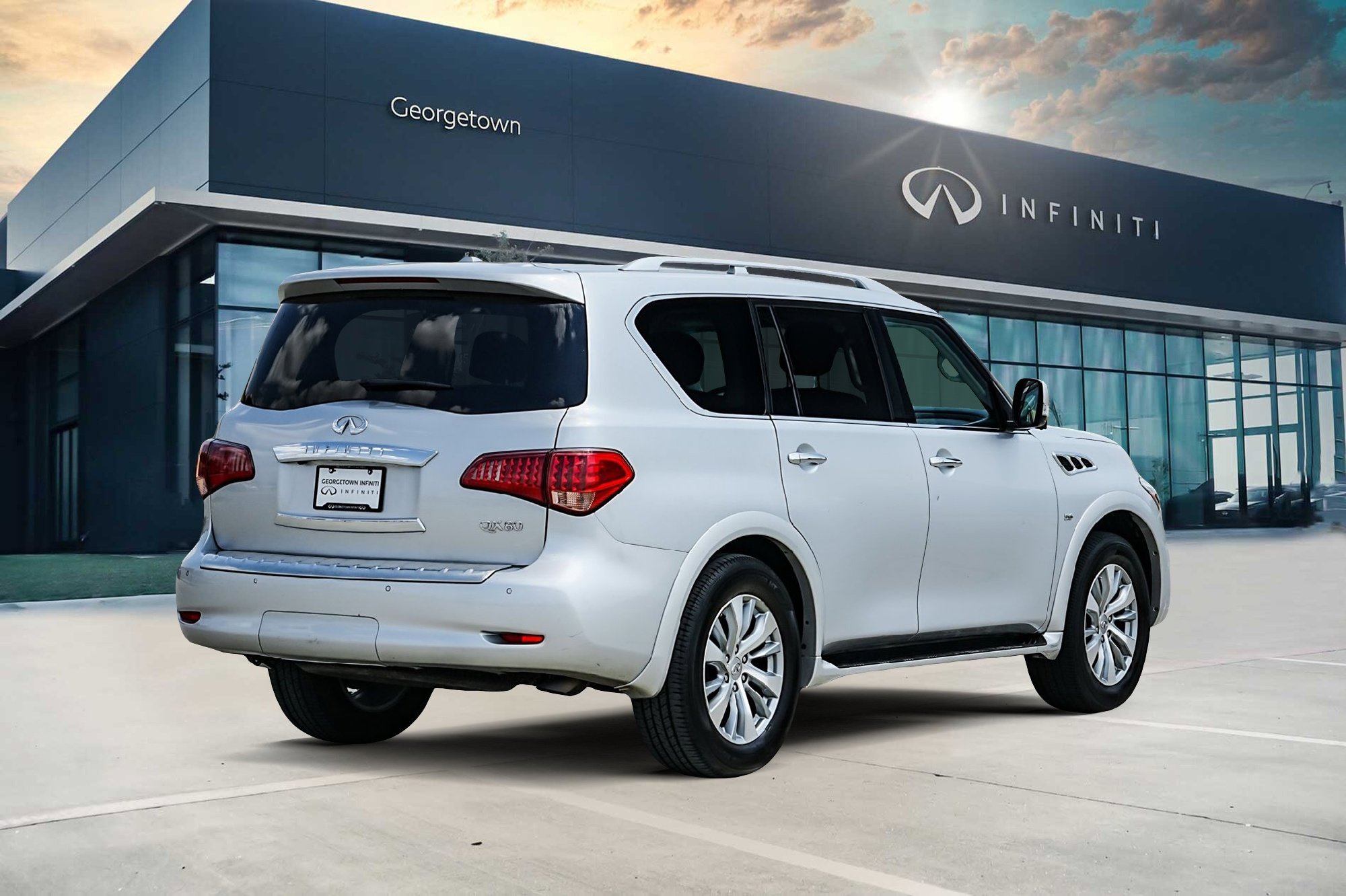 Used 2017 INFINITI QX80 4WD w/ Driver Assistance Package image 6