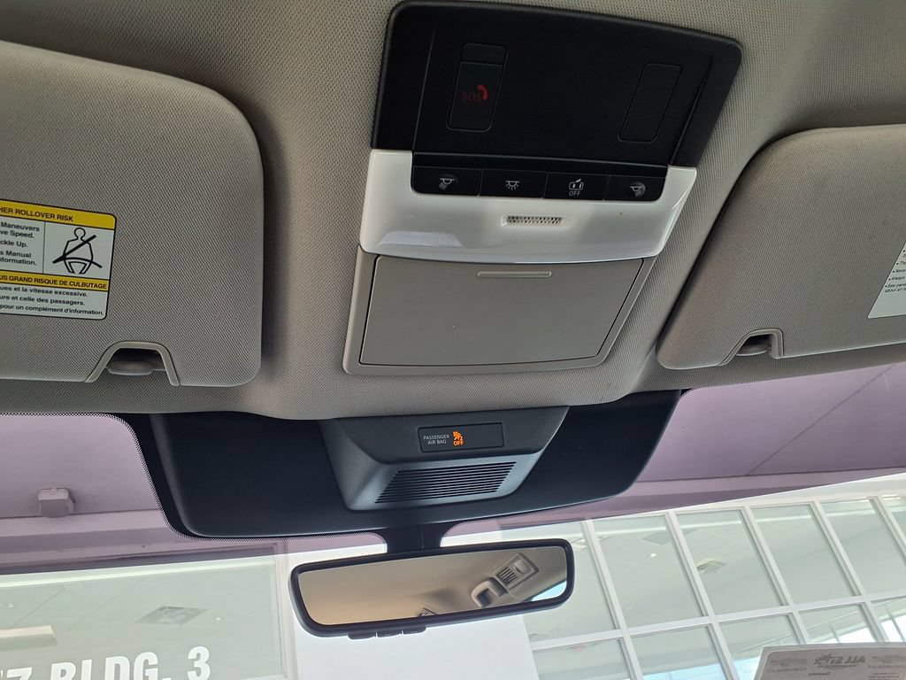 Used 2023 Nissan Pathfinder SL w/ Lighting Package (N92) AWD/4WD image 34