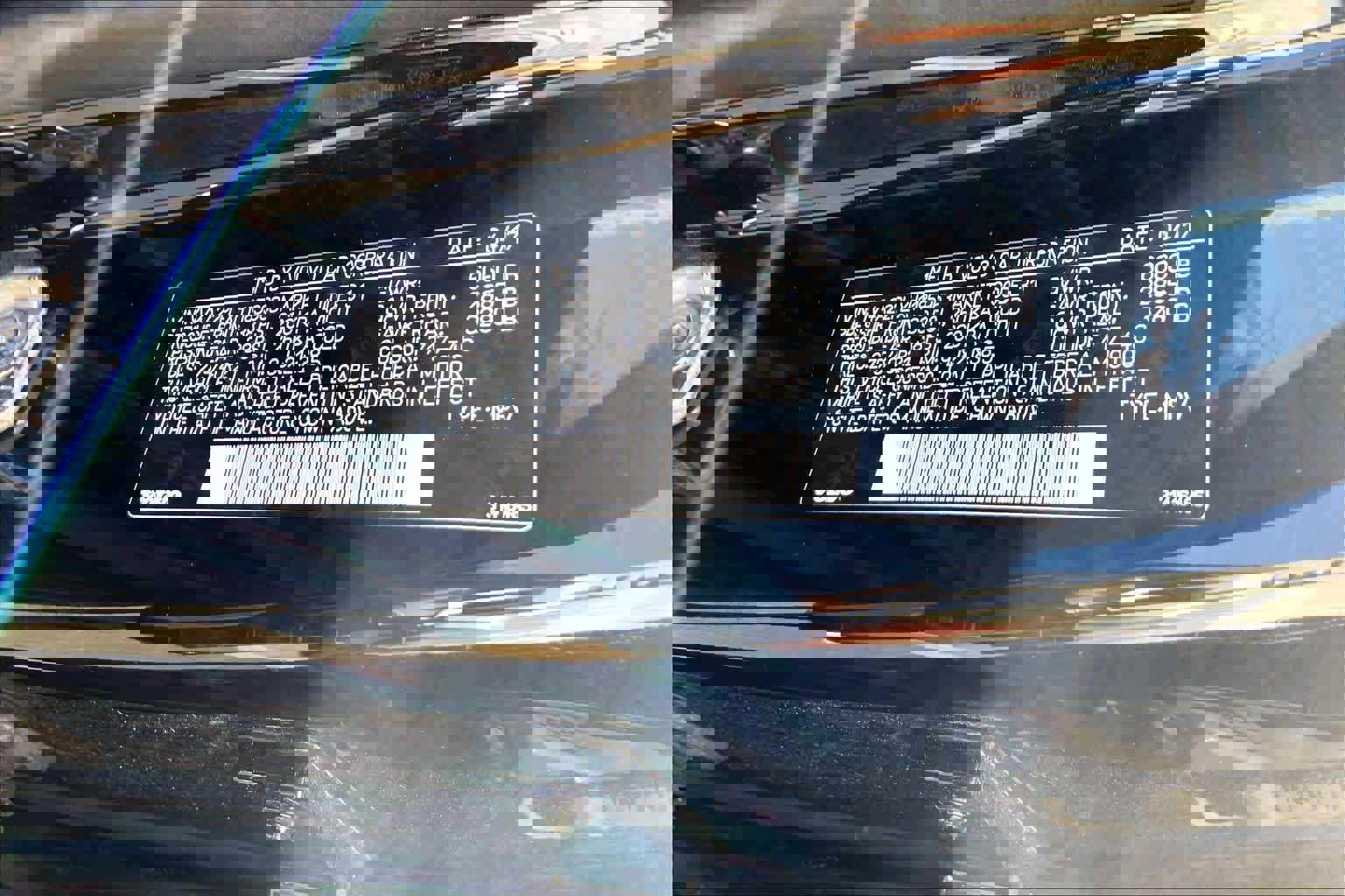 Used 2017 Volvo XC90 T6 Inscription w/ Vision Package image 36