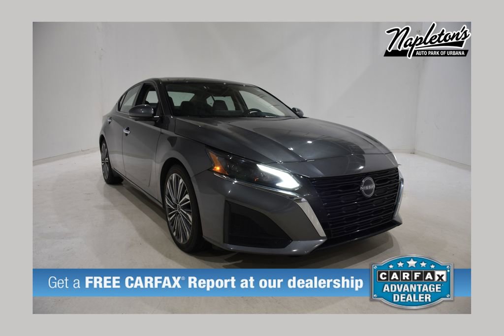 Used 2023 Nissan Altima 2.5 SL image 1