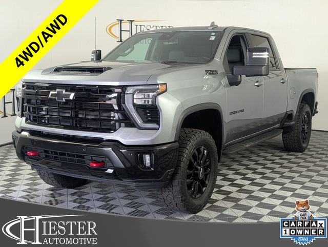 Used 2025 Chevrolet Silverado 2500 LTZ w/ LTZ Plus Package AWD/4WD image 4