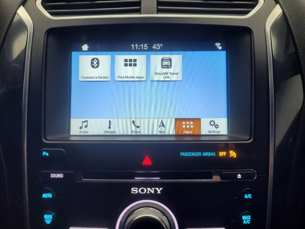 Used 2018 Ford Explorer Sport image 25