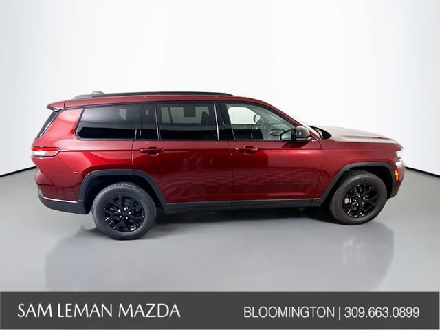 Used 2024 Jeep Grand Cherokee L Altitude image 8