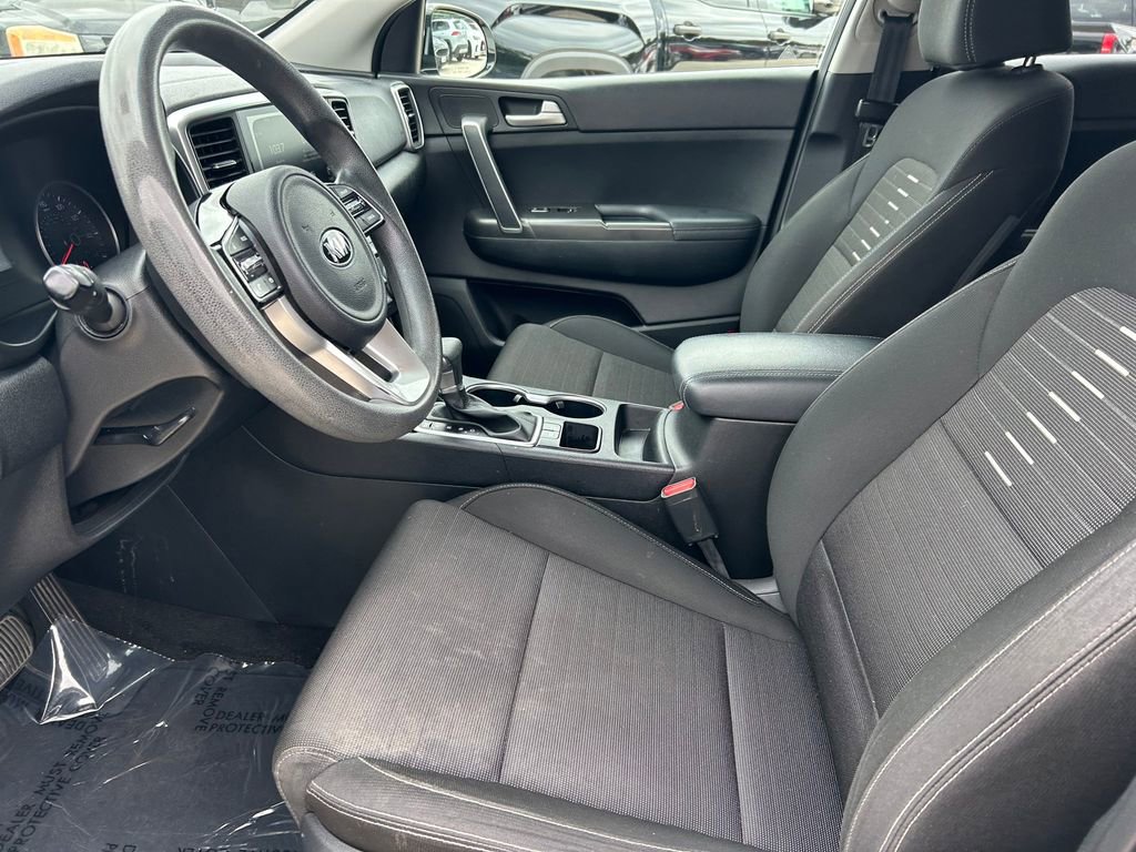 Used 2020 Kia Sportage LX w/ LX Popular Package FWD image 11