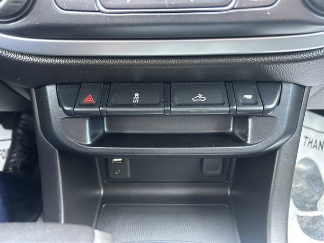 Certified 2017 Chevrolet Colorado LT w/ LT Convenience Package image 21