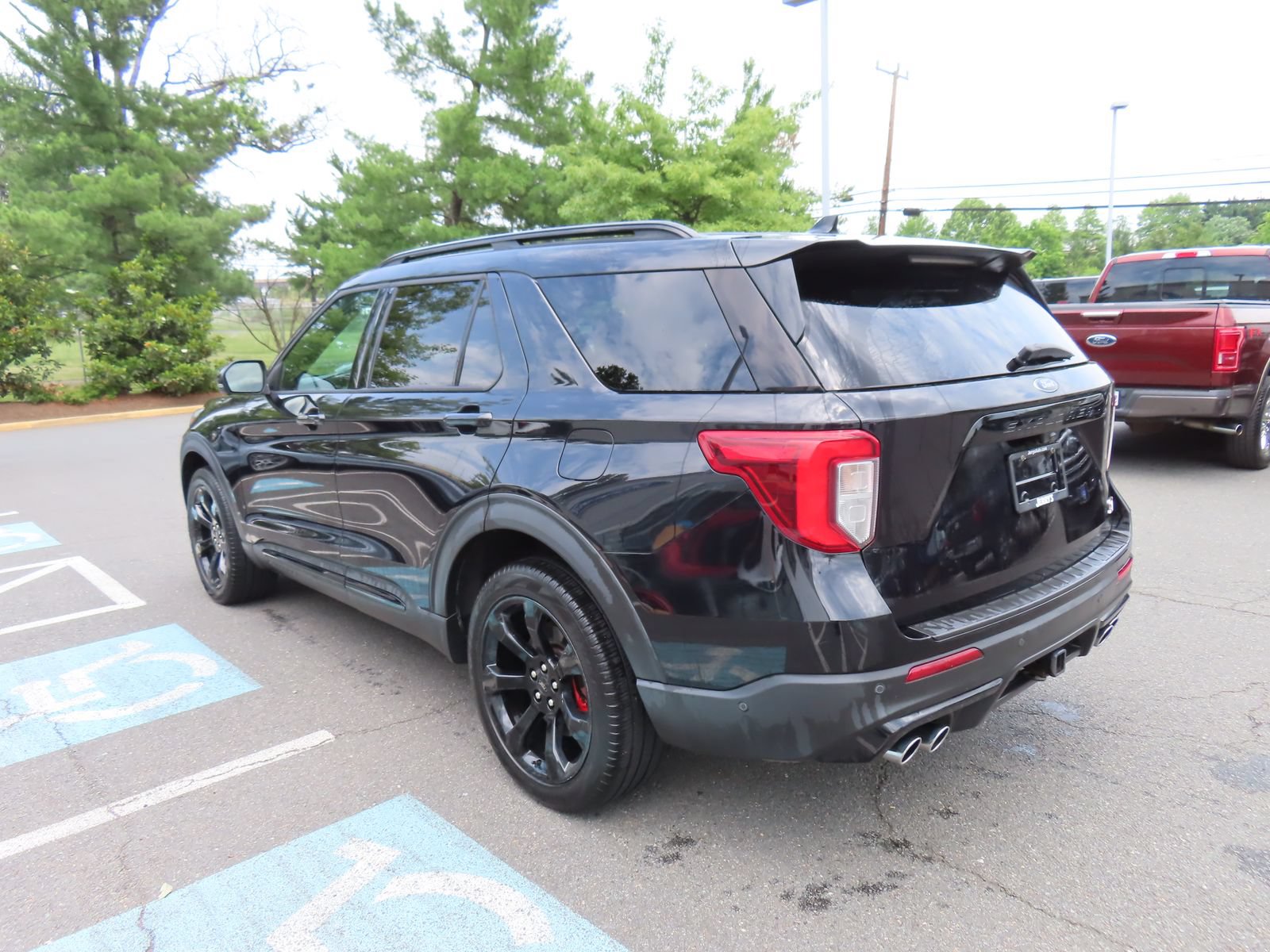 Used 2020 Ford Explorer ST w/ ST Street Pack AWD/4WD image 7