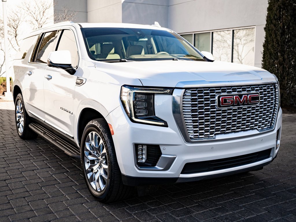 Used 2021 GMC Yukon XL Denali image 5