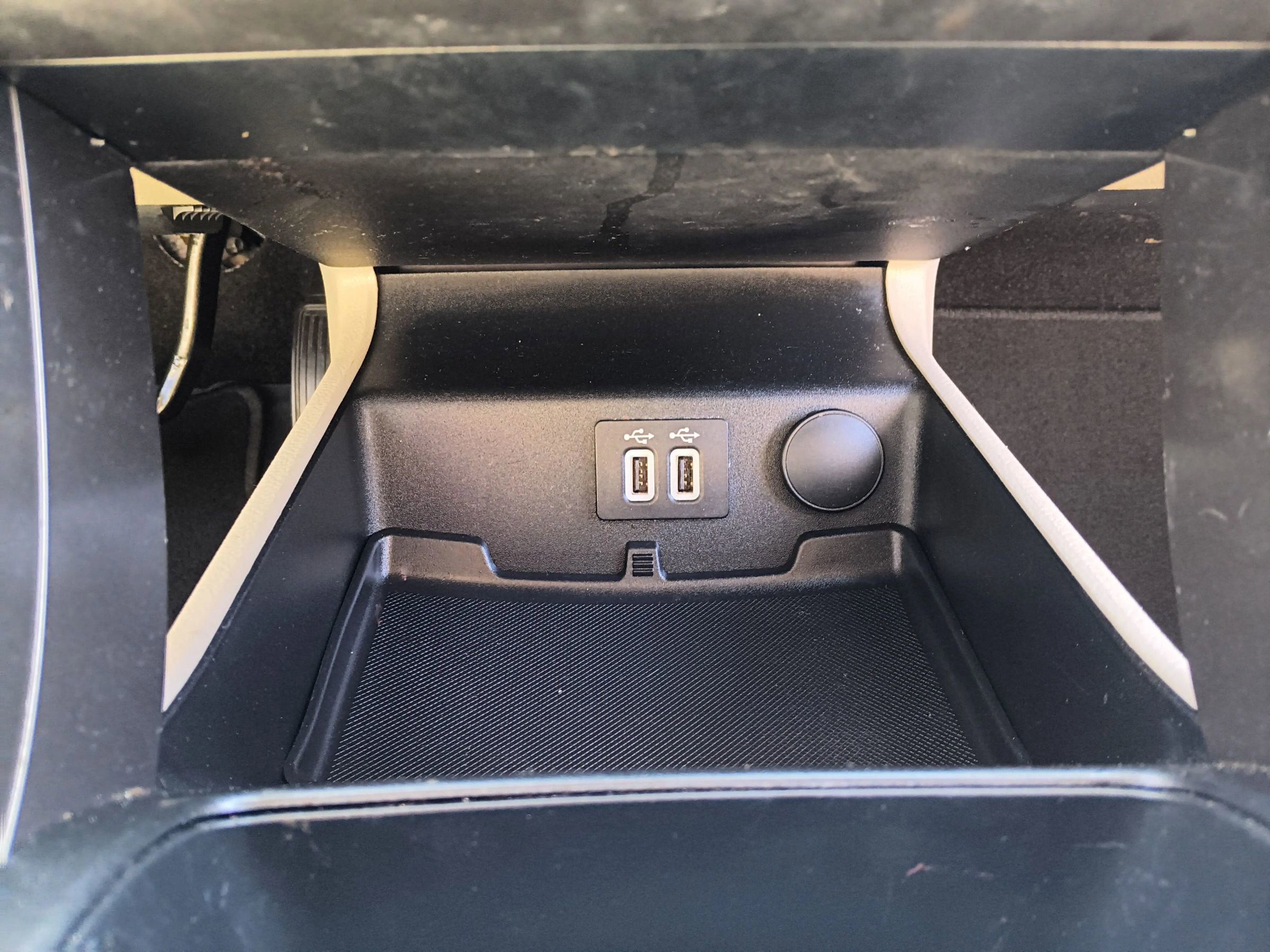 Used 2019 Ford Fusion SEL image 24