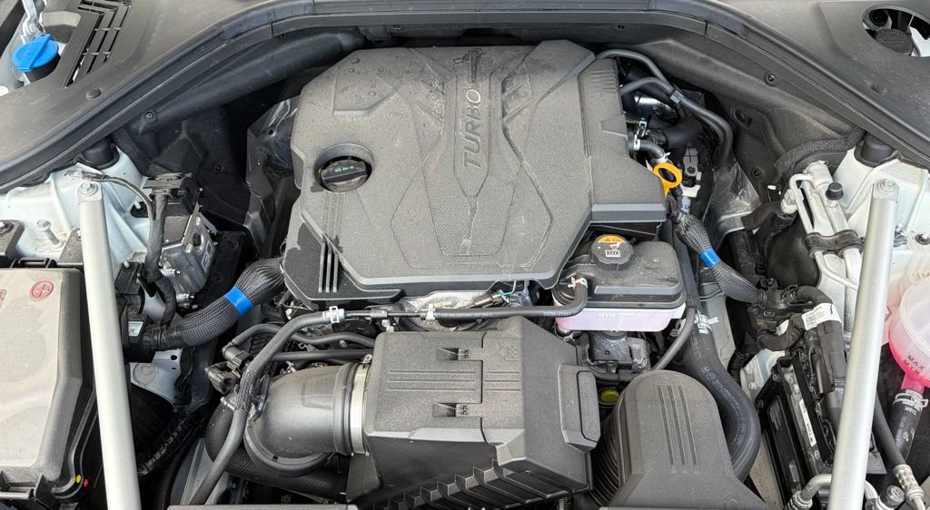 Certified 2026 Genesis GV70 2.5T AWD/4WD image 8