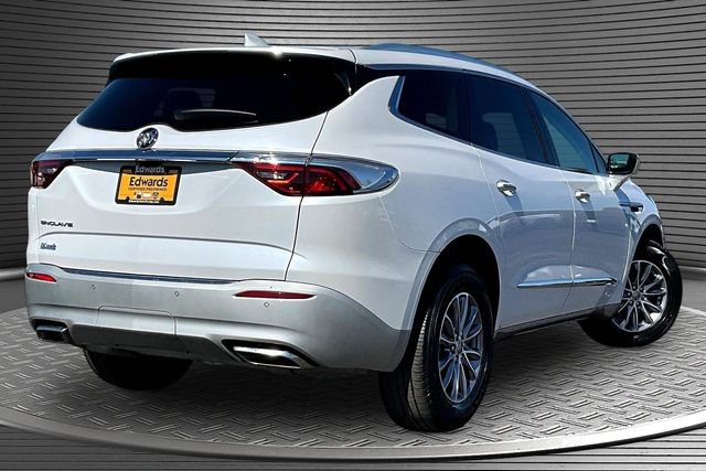 Used 2023 Buick Enclave Essence FWD image 6