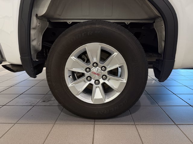 Used 2024 GMC Sierra 1500 Pro w/ Pro Value Package RWD image 9