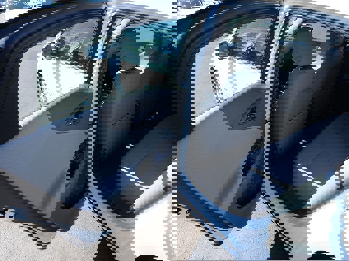 Used 2021 Chevrolet Malibu LS image 25