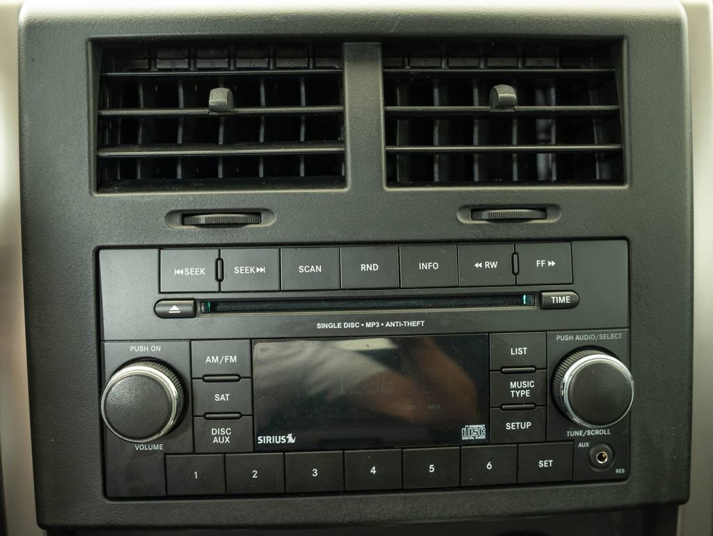 Used 2012 Jeep Liberty Sport RWD image 30