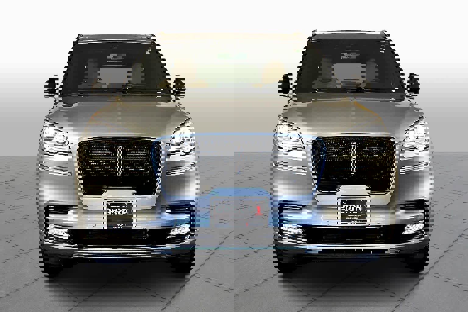 Used 2024 Lincoln Aviator Black Label w/ Jet Package image 3