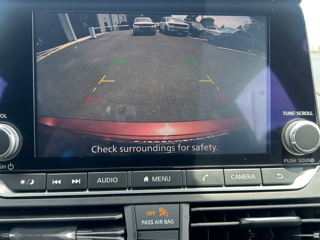 Used 2024 Nissan Altima 2.5 SV FWD image 20