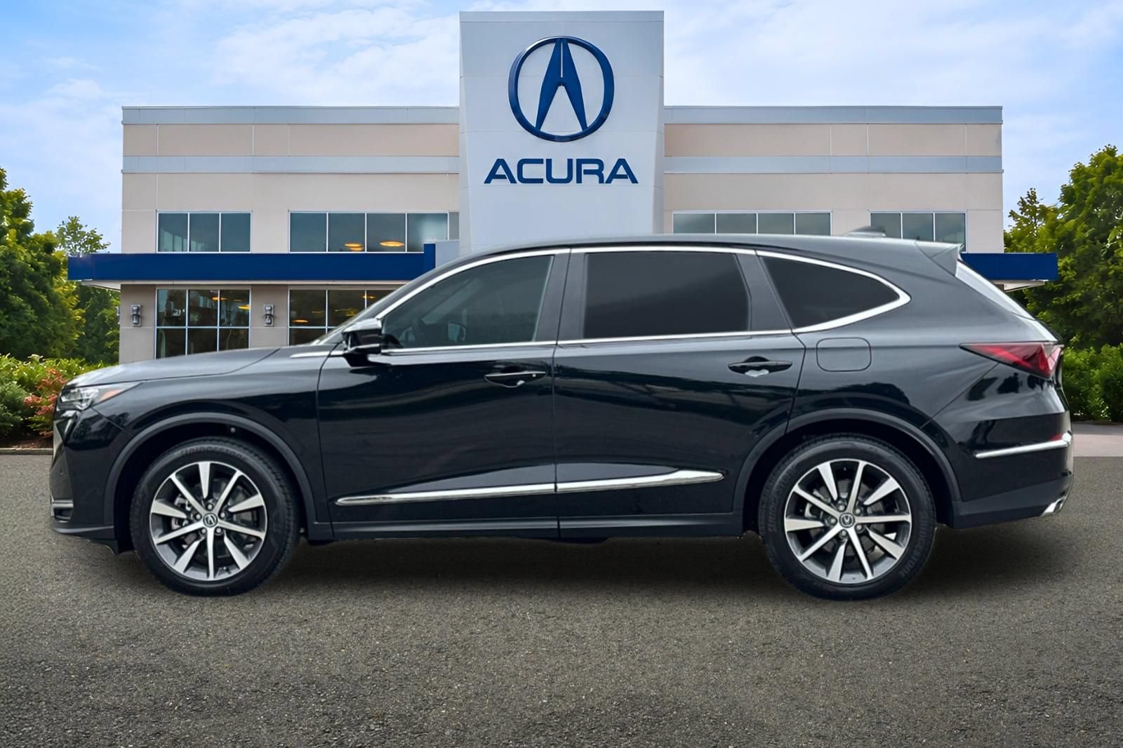 New 2026 Acura MDX w/ Technology Package FWD image 6