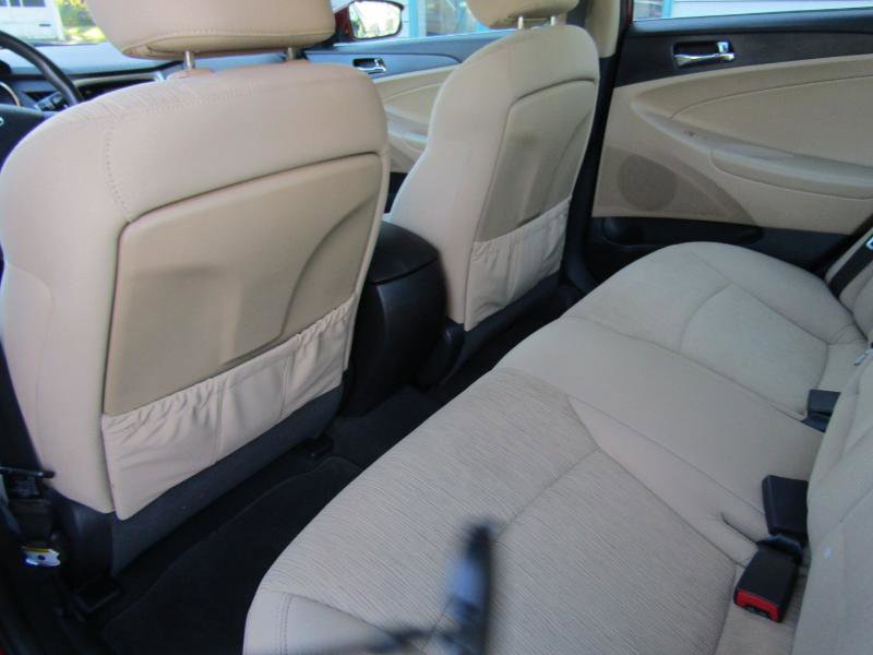 Used 2011 Hyundai Sonata GLS w/ Popular Equipment Pkg 2 image 15