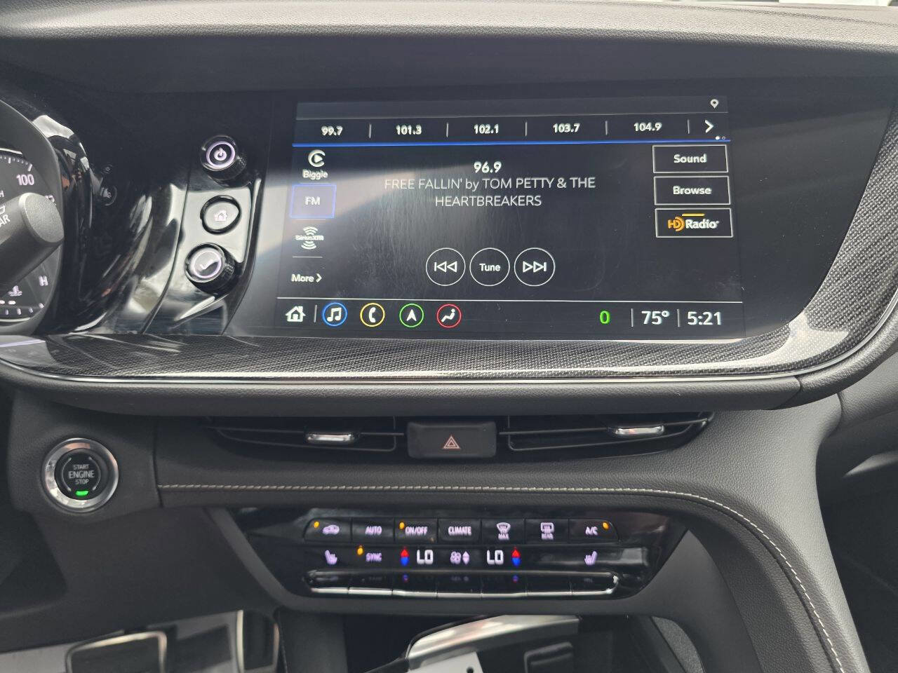 Used 2022 Buick Envision Essence w/ Technology Package II AWD/4WD image 16