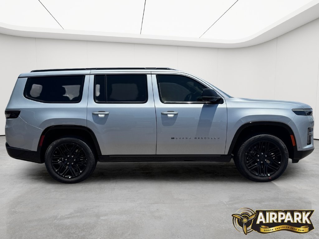 New 2026 Jeep Grand Wagoneer Limited AWD/4WD image 3
