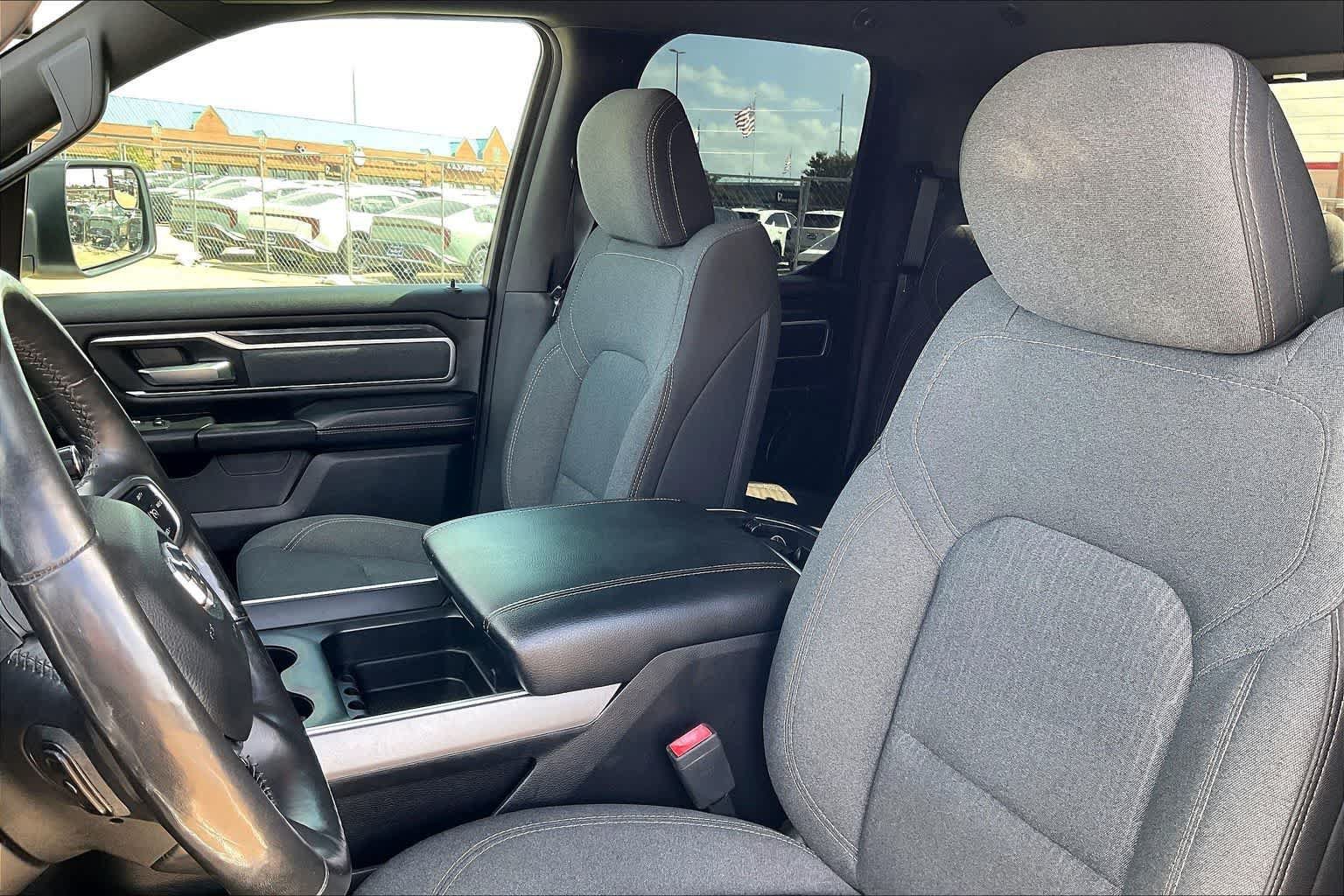 Used 2019 RAM 1500 Big Horn RWD image 10