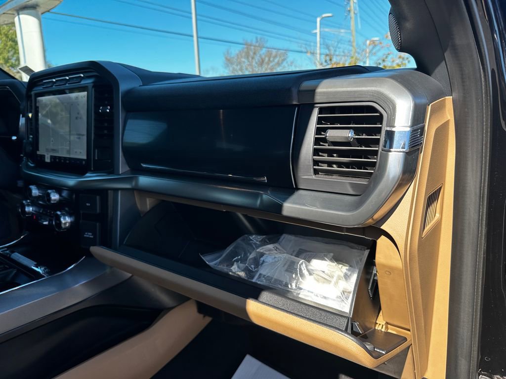 Used 2023 Ford F150 Lariat w/ Equipment Group 502A High image 39