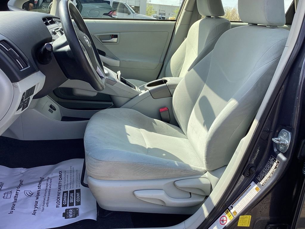Used 2012 Toyota Prius Two FWD image 10