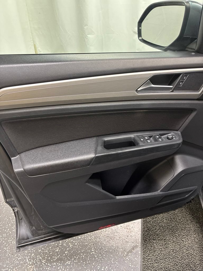 Used 2018 Volkswagen Atlas S FWD image 11