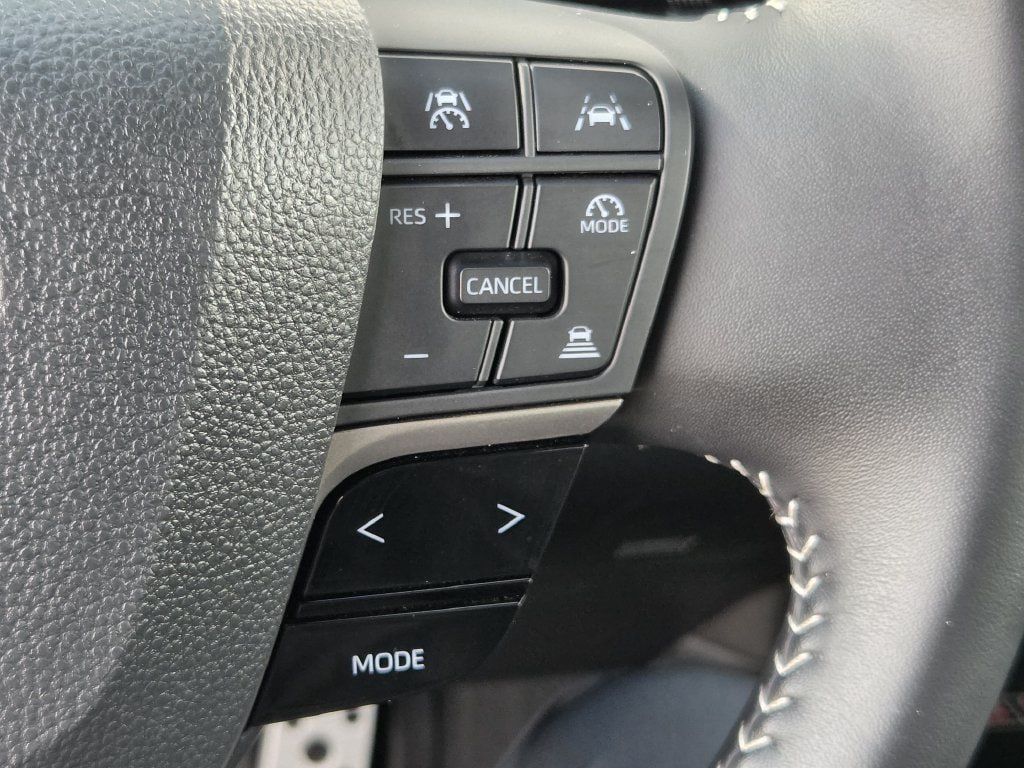 Used 2026 Toyota Camry SE FWD image 23